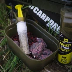 AVID BAIT & BITS TUB Baiting Tools & Storage