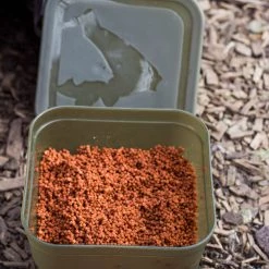 AVID BAIT & BITS TUB Baiting Tools & Storage