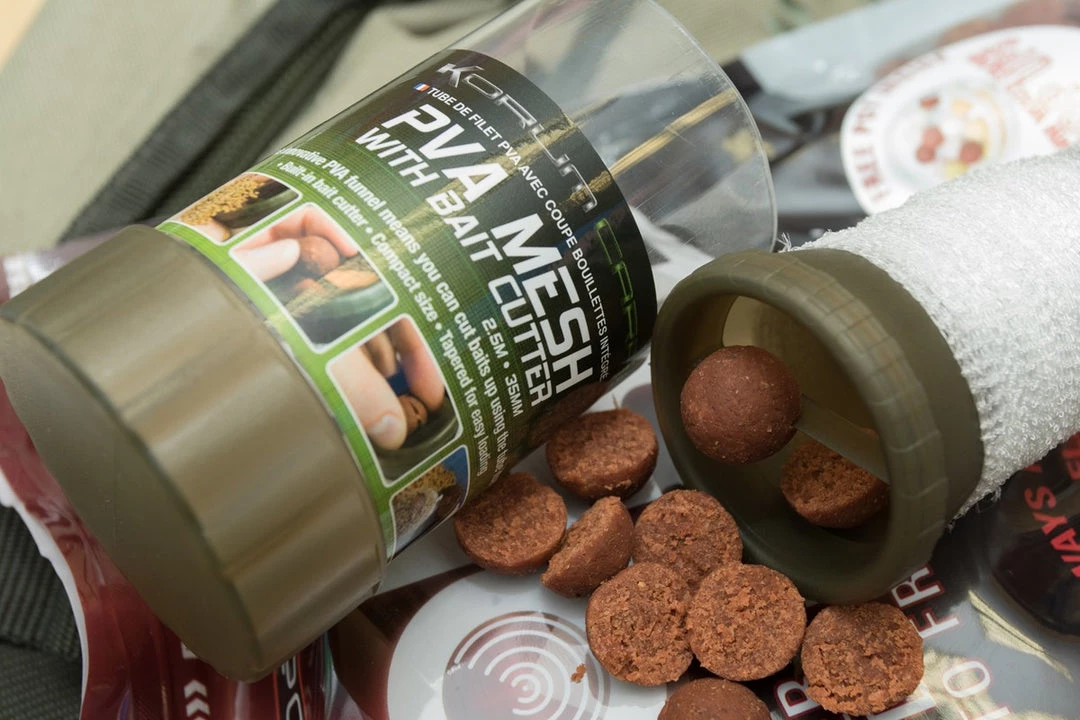 Coarse KORUM PVA Mesh With Bait Cutter 2 Coarse KORUM PVA Mesh With Bait Cutter